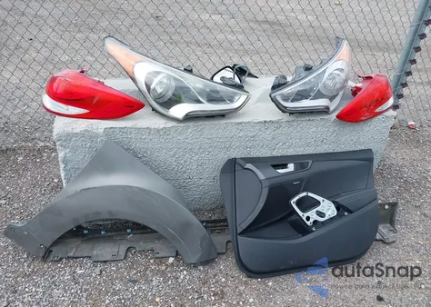 2015 Hyundai Veloster Turbo из США, поврежденный, VIN KMHTC6AE2FU230993